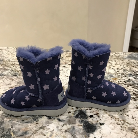 Original UGS boots , size 6. - Picture 2 of 5